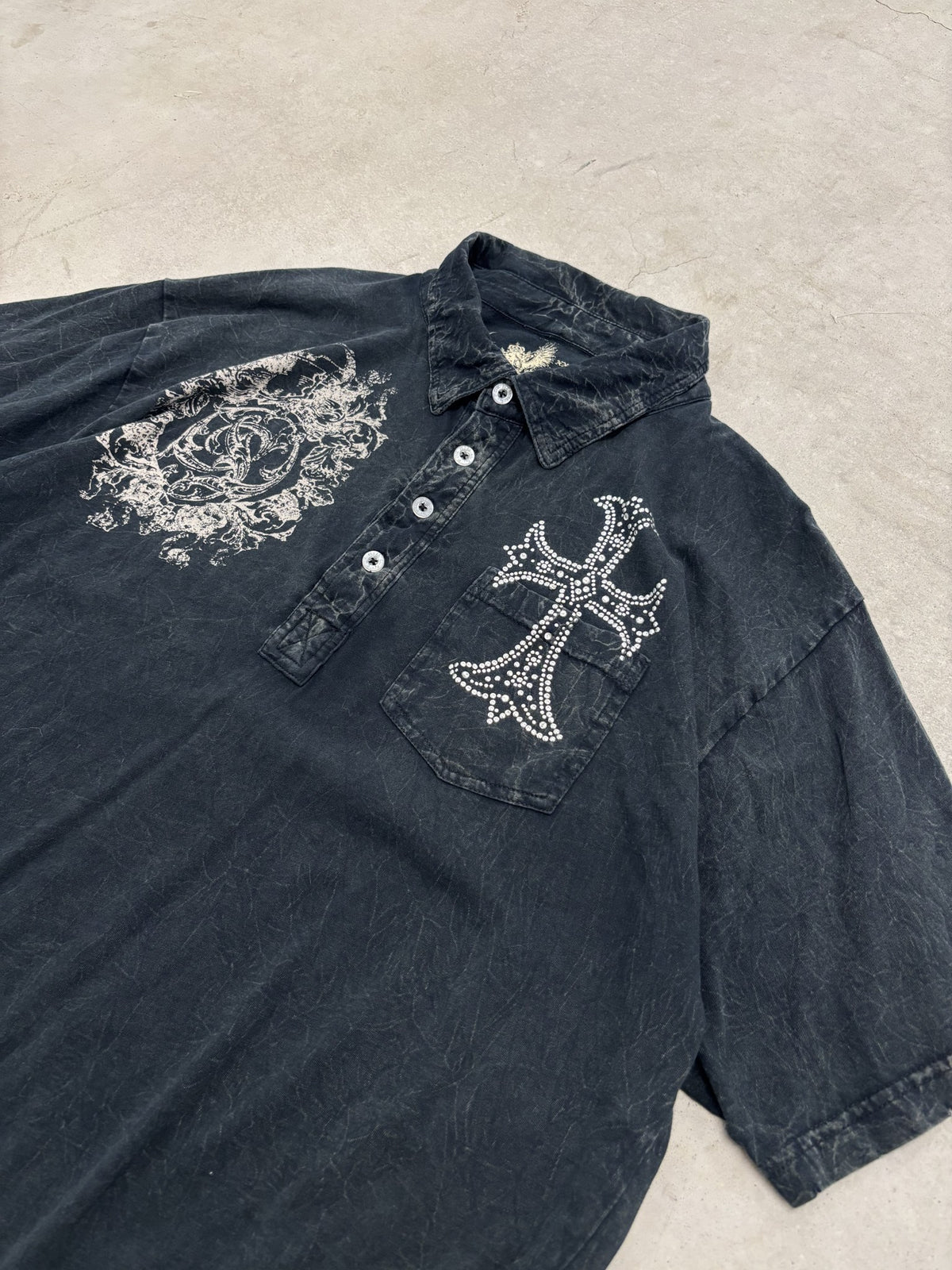 Y2K Faded Charcoal Cross & Fleur-De-Lis Button Shirt Sz 2XL (Day 4)