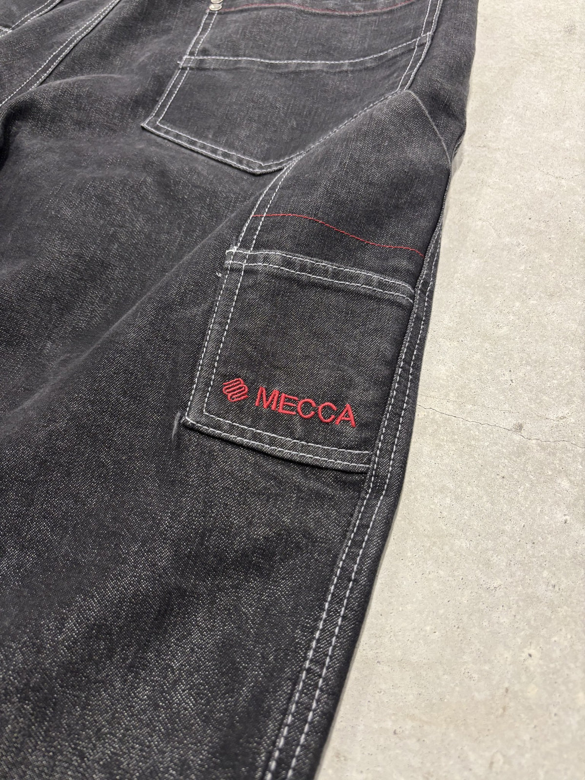 Vintage Mecca Denim Carpenter Jorts Sz 36 (Day 4)