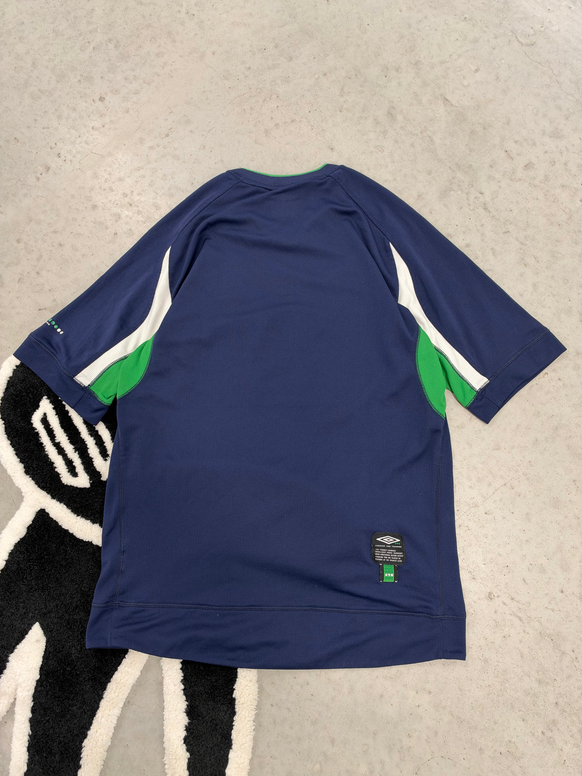 Ireland FAI eircom Umbro Jersey Navy Sz Large (Day 36)