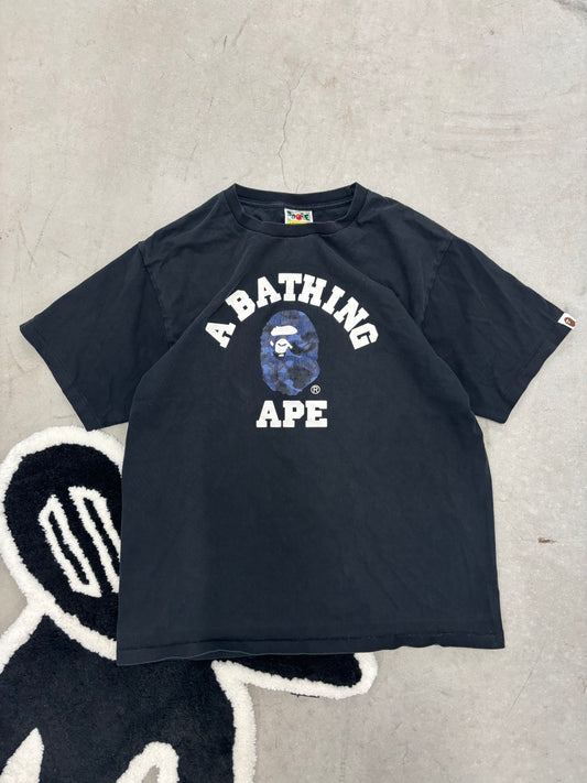 BAPE A Bathing Ape Tee Sz Large (Day 6)