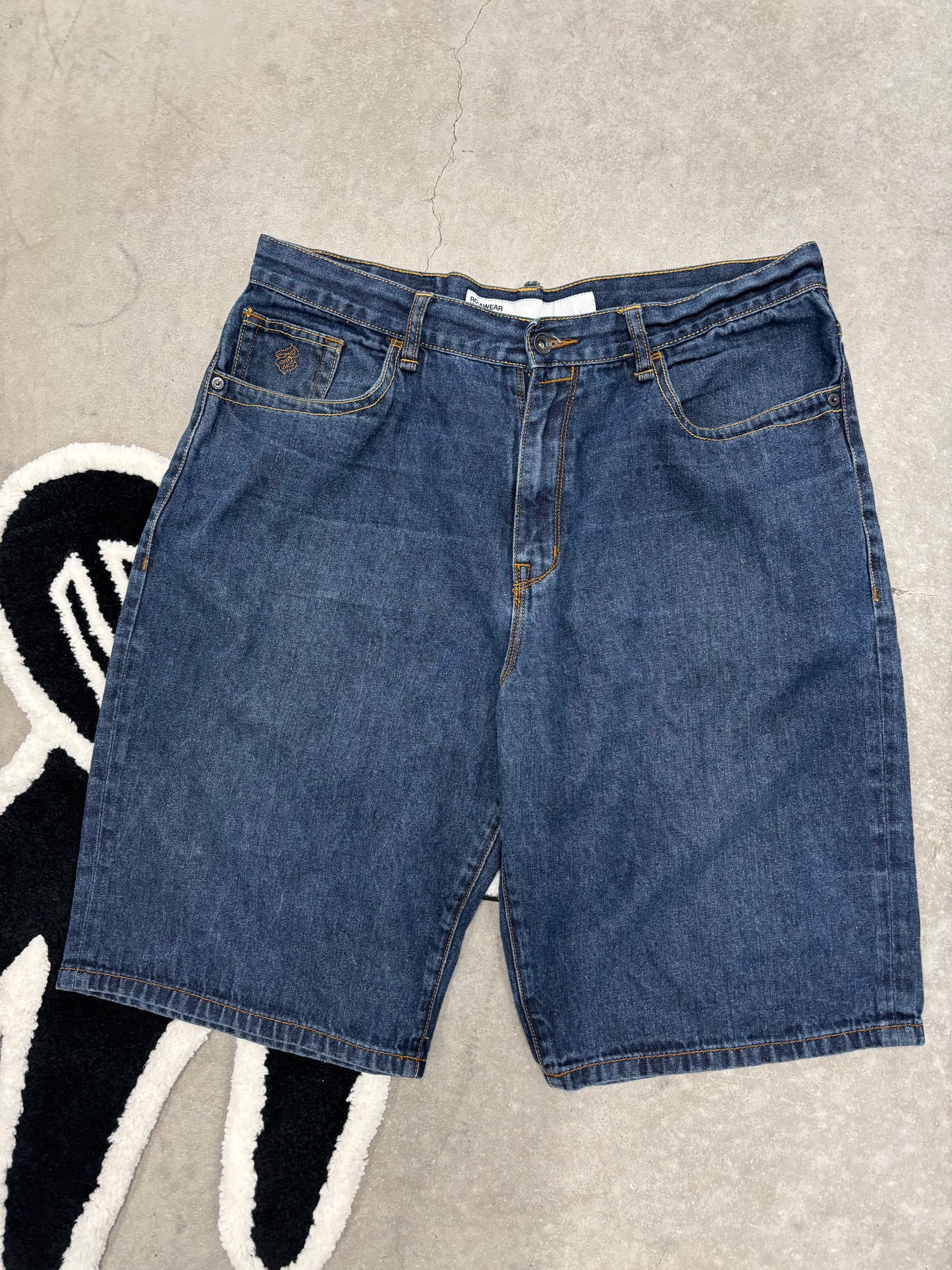 Vintage Rocawear Red Embroidered Denim Jorts Sz 36