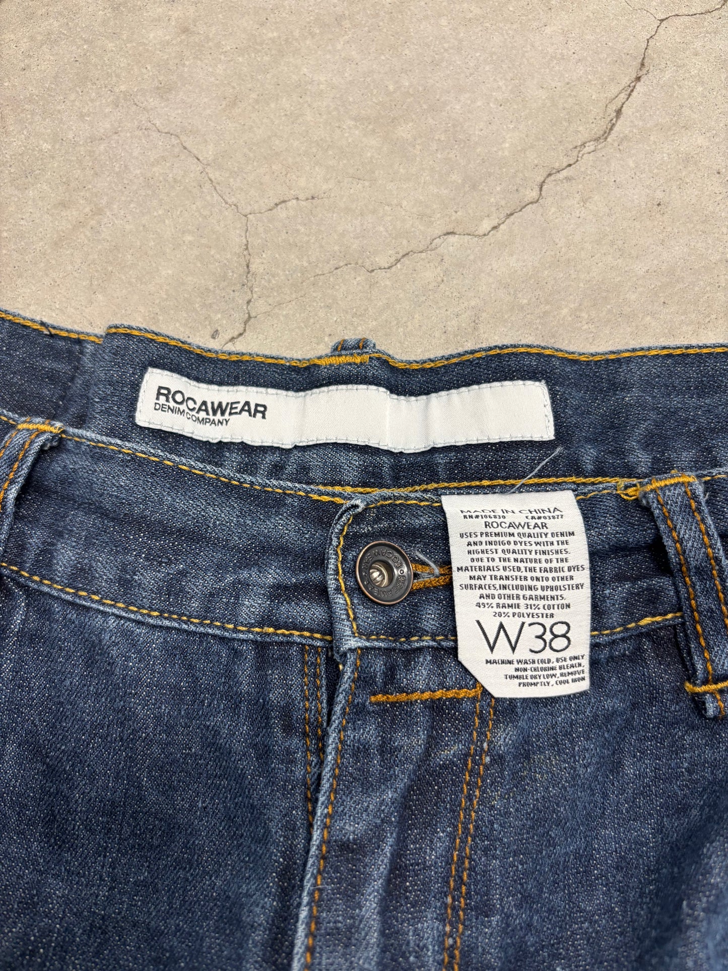 Vintage Rocawear Red Embroidered Denim Jorts Sz 36