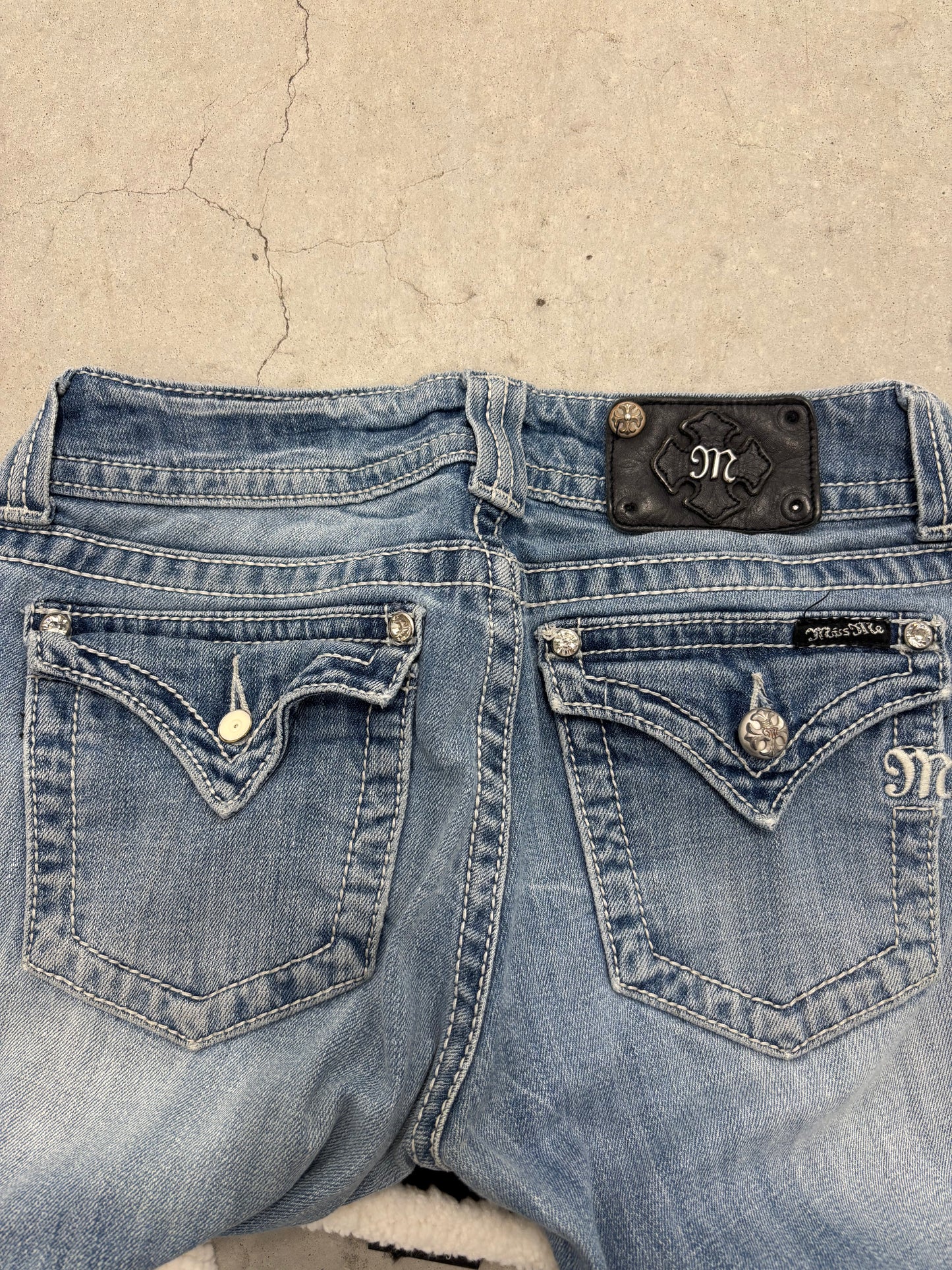 Miss Me Bootcut Jeans Sz 28