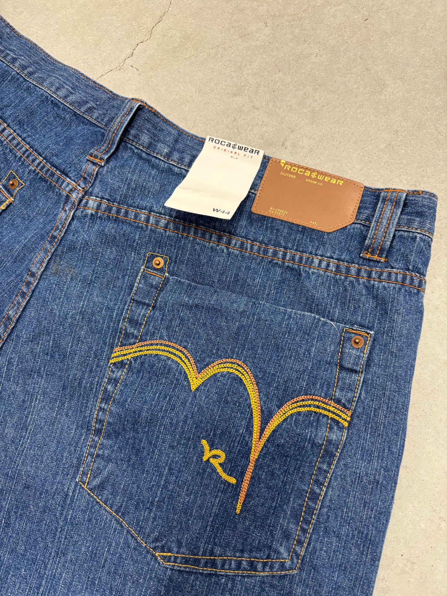 Vintage Rocawear Gold Embroidered Jorts Sz 42