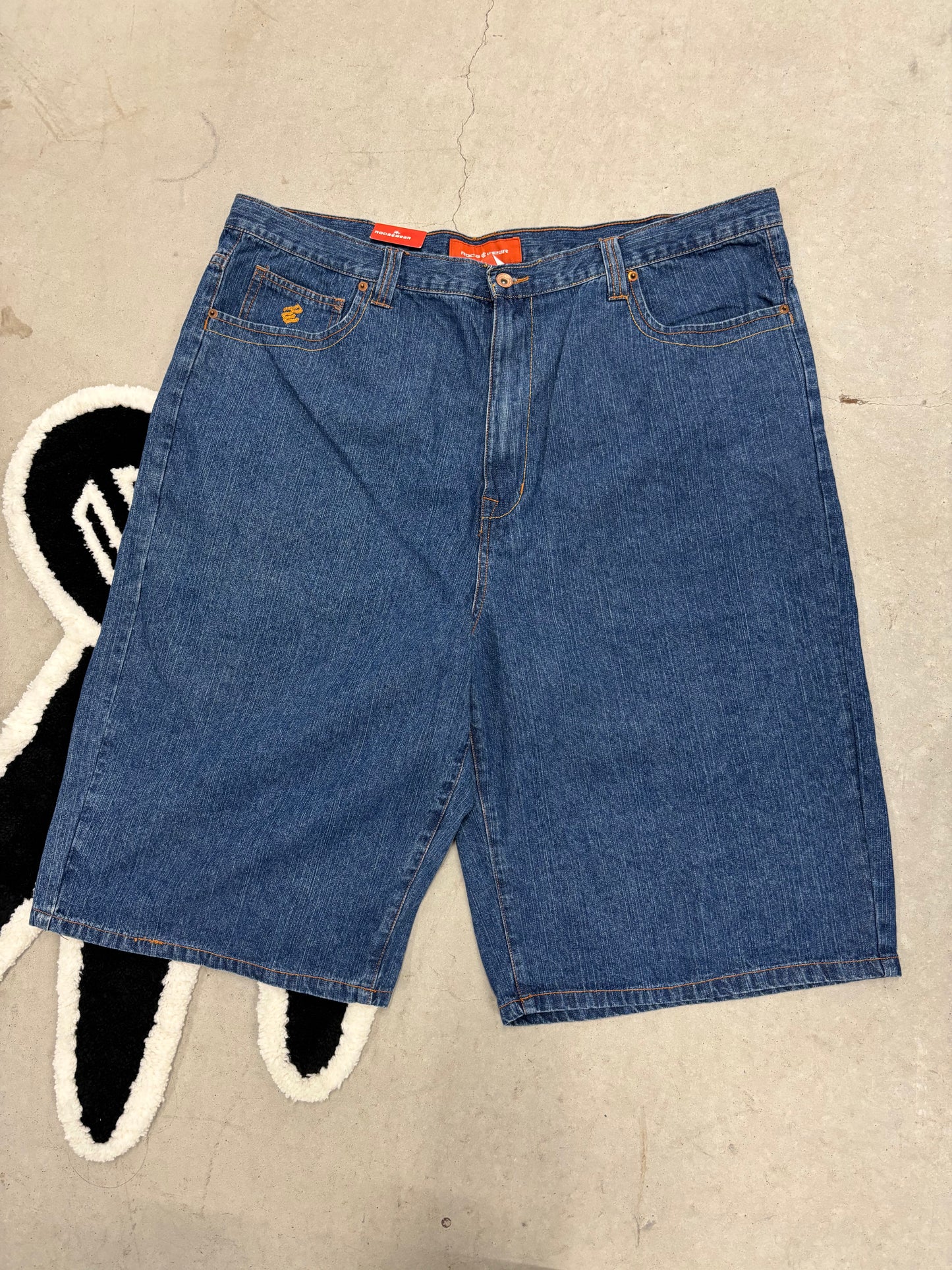 Vintage Rocawear Gold Embroidered Jorts Sz 42