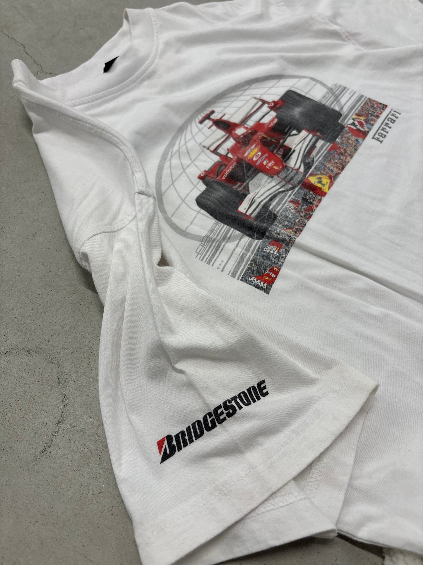 Ferrari F1 Bridgestone Racing Tee White Sz Medium (fits large)