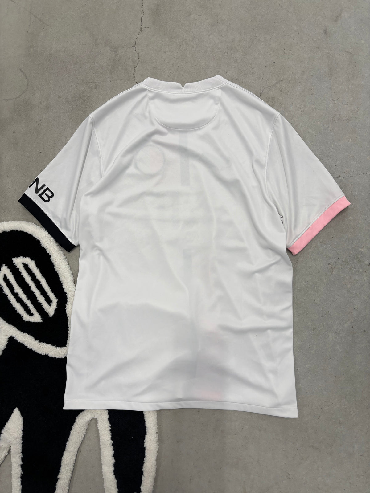 Nike PSG 2021/22 Away Jersey White Pink Sz Large (Day 7)