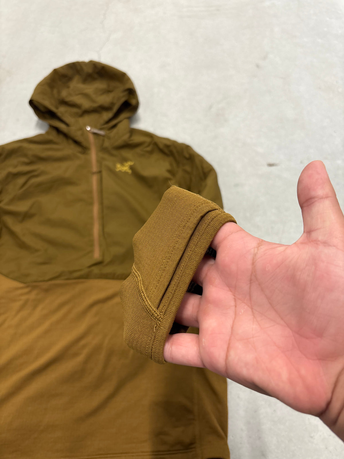 Arc'teryx Delta Hybrid Hoody Coyote Sz Medium