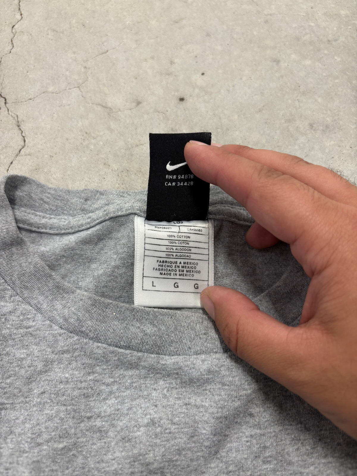 Nike Toronto Maple Leafs Tee Grey Sz Large (Day 8)