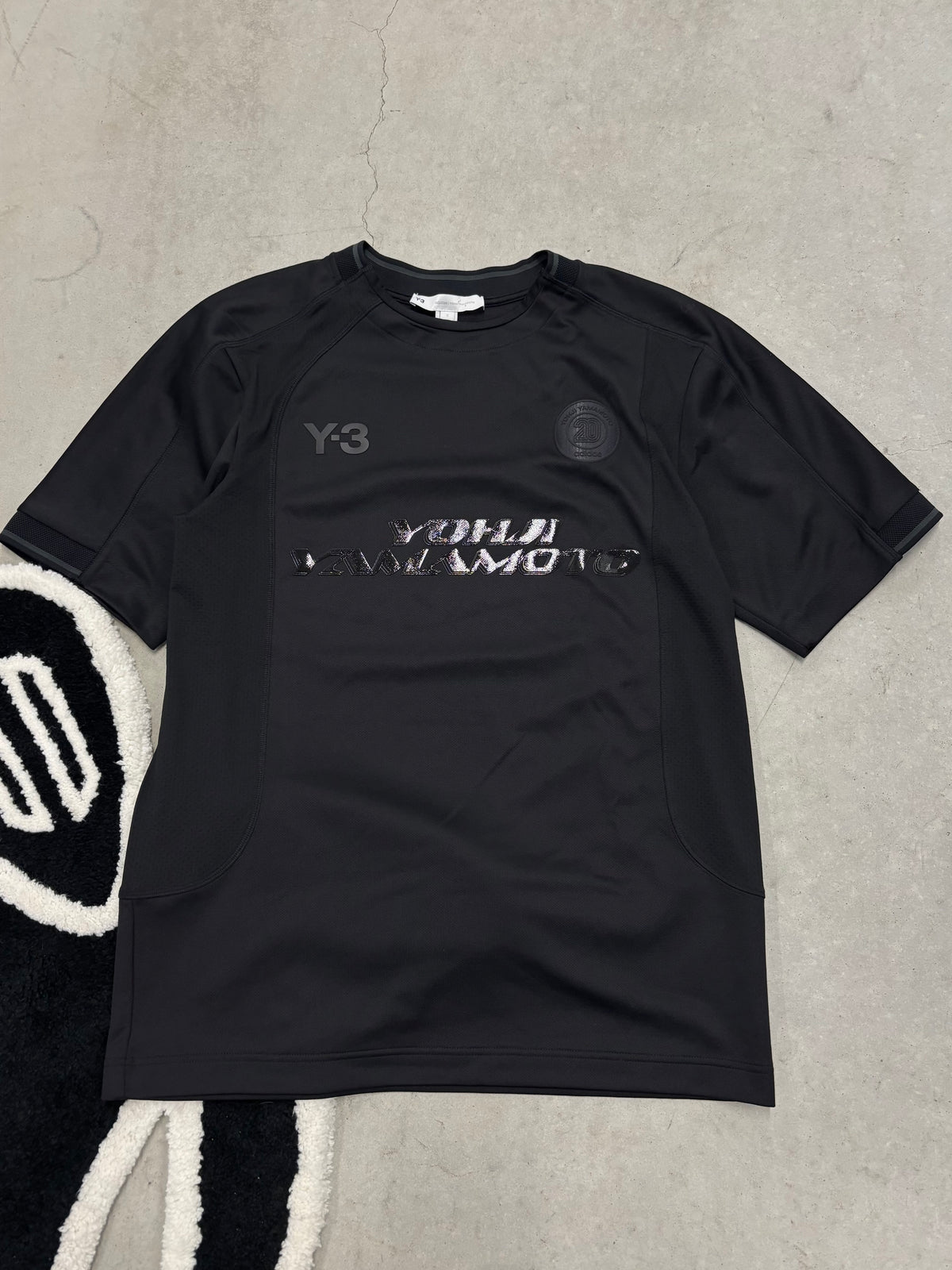 Y-3 Yohji Yamamoto Logo Tee Sz Small (Day 10)