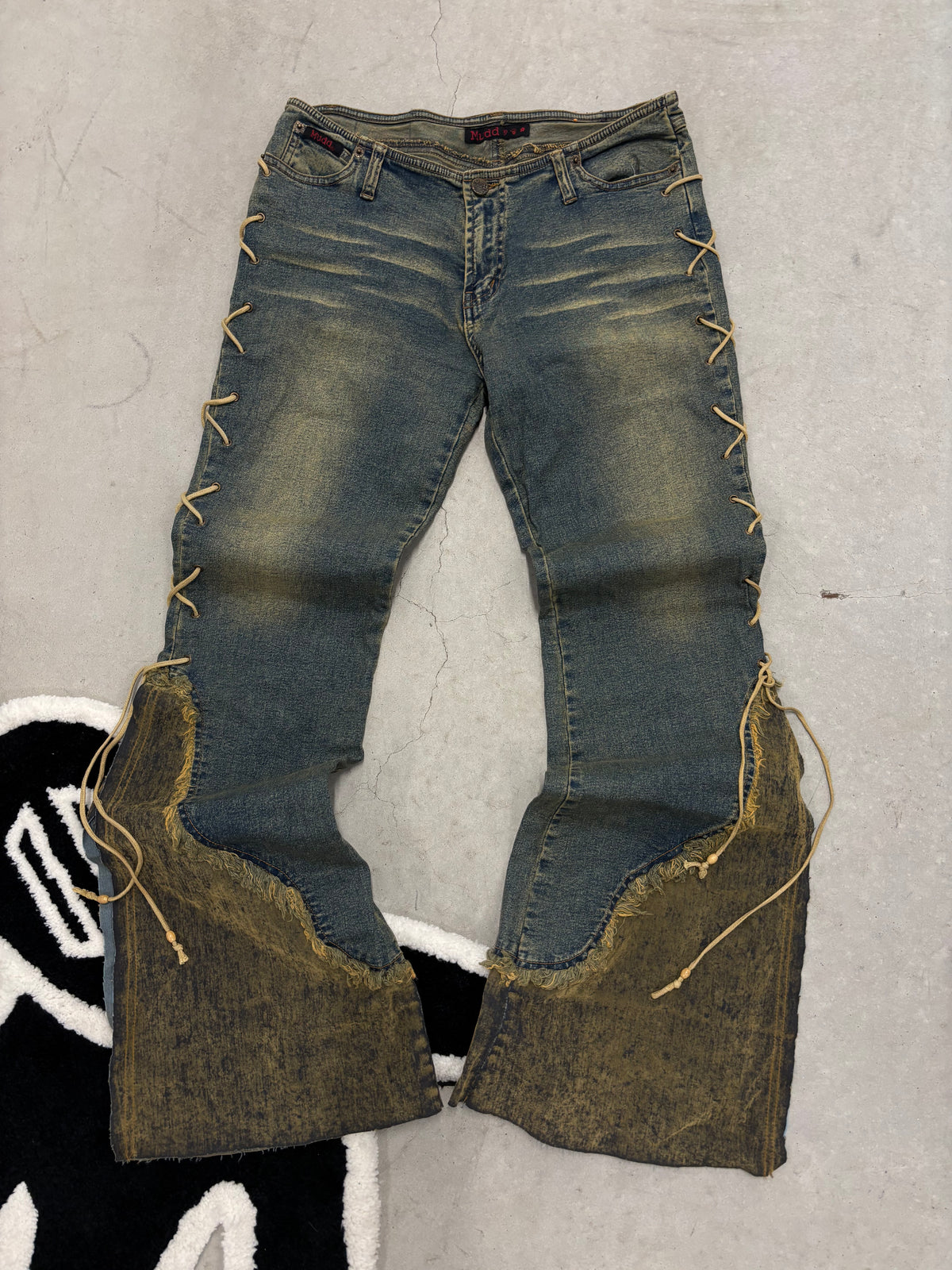 MUDD Y2K Flared Jeans Sz 9 (Day 10)