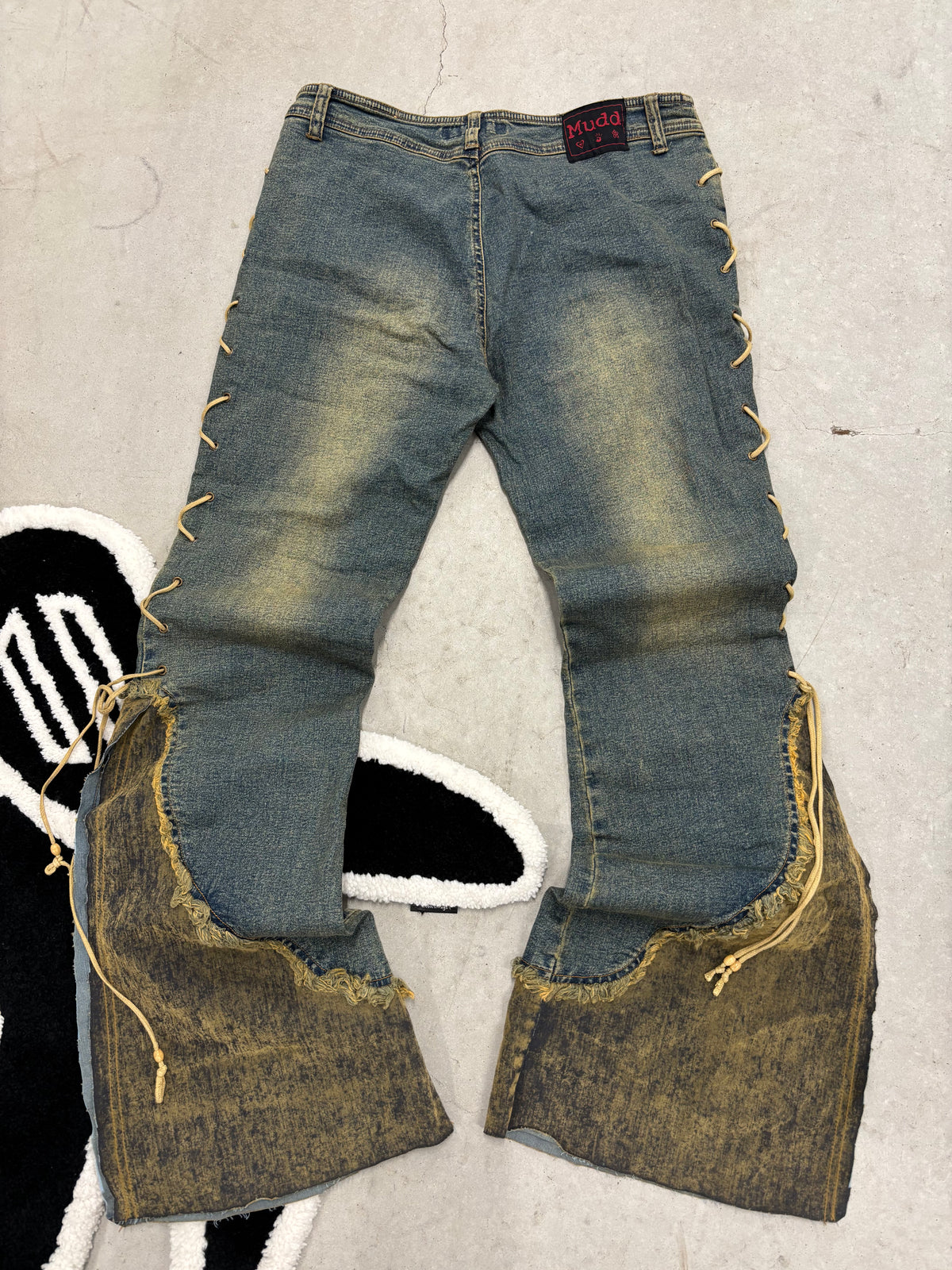 MUDD Y2K Flared Jeans Sz 9 (Day 10)