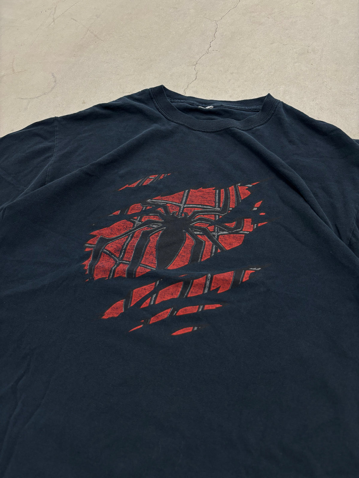 00s Spider-Man Web Tee Sz Medium (Day 10)