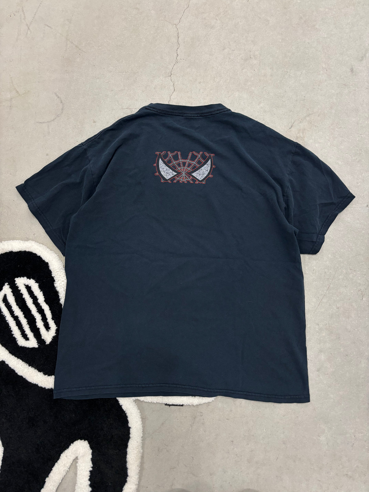 00s Spider-Man Web Tee Sz Medium (Day 10)