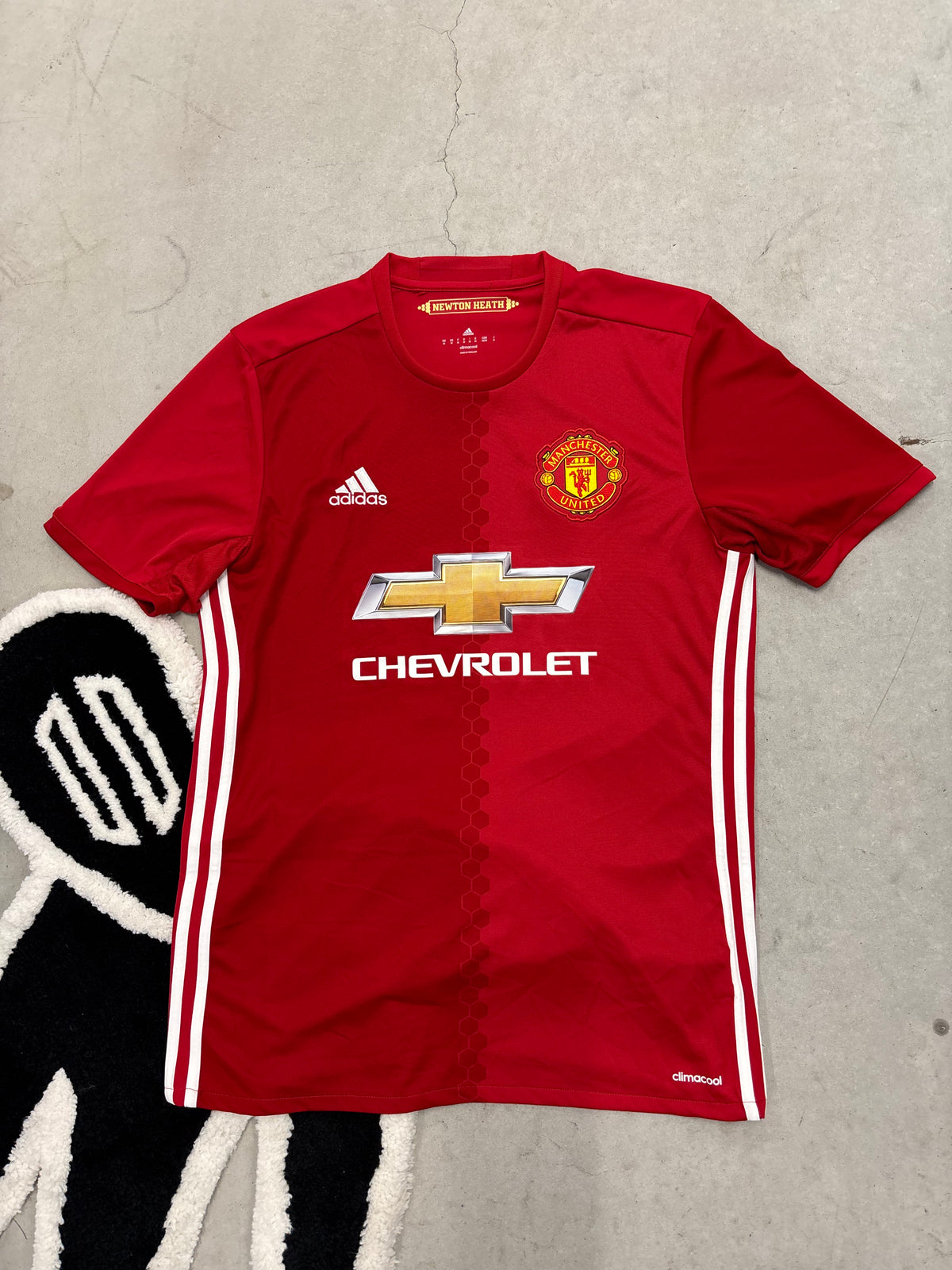 Manchester United 2016/17 Home Shirt Sz Medium (Day 11)