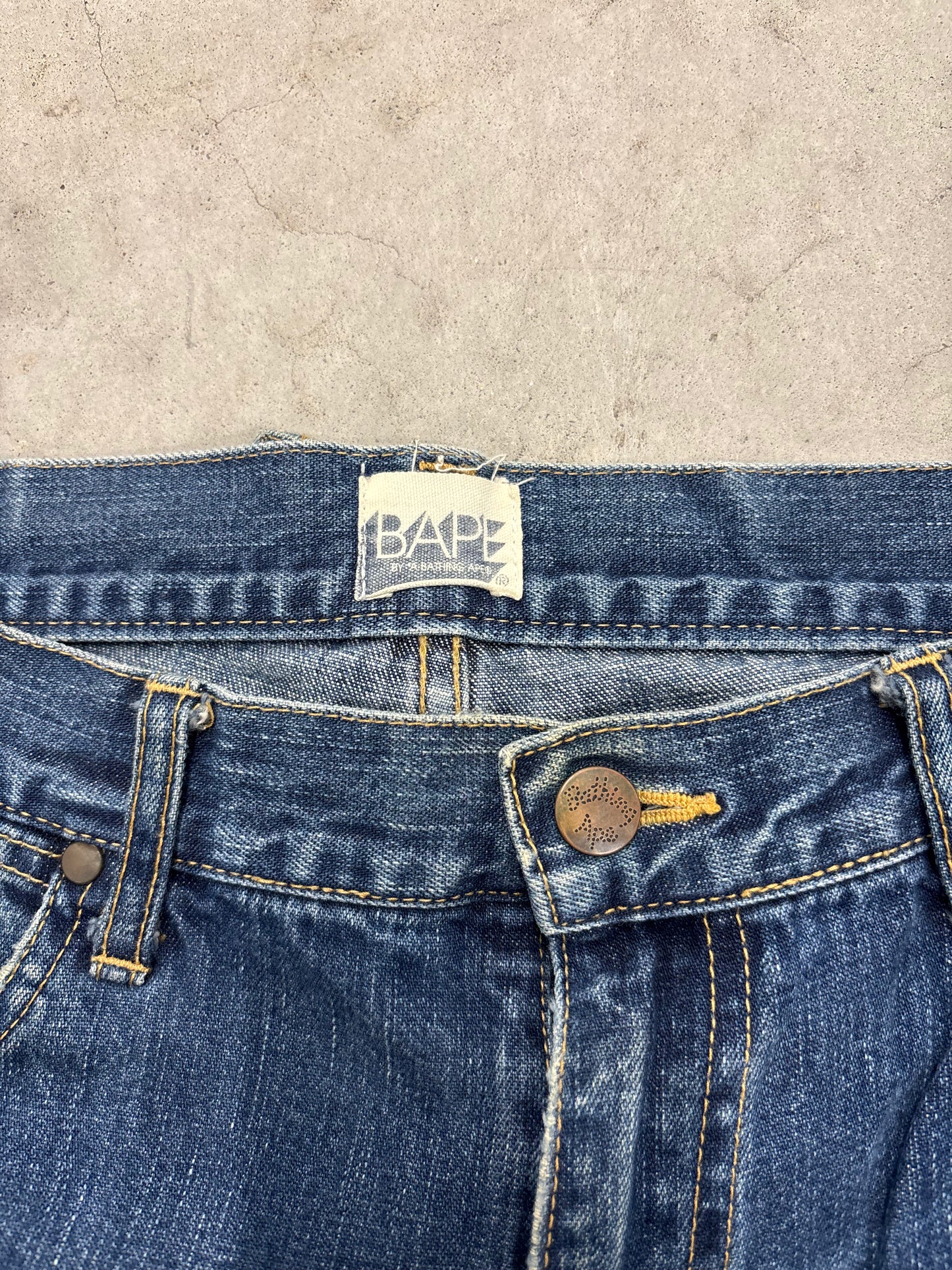 BAPESTA Star & Lightning Patch Denim Jeans 33x32