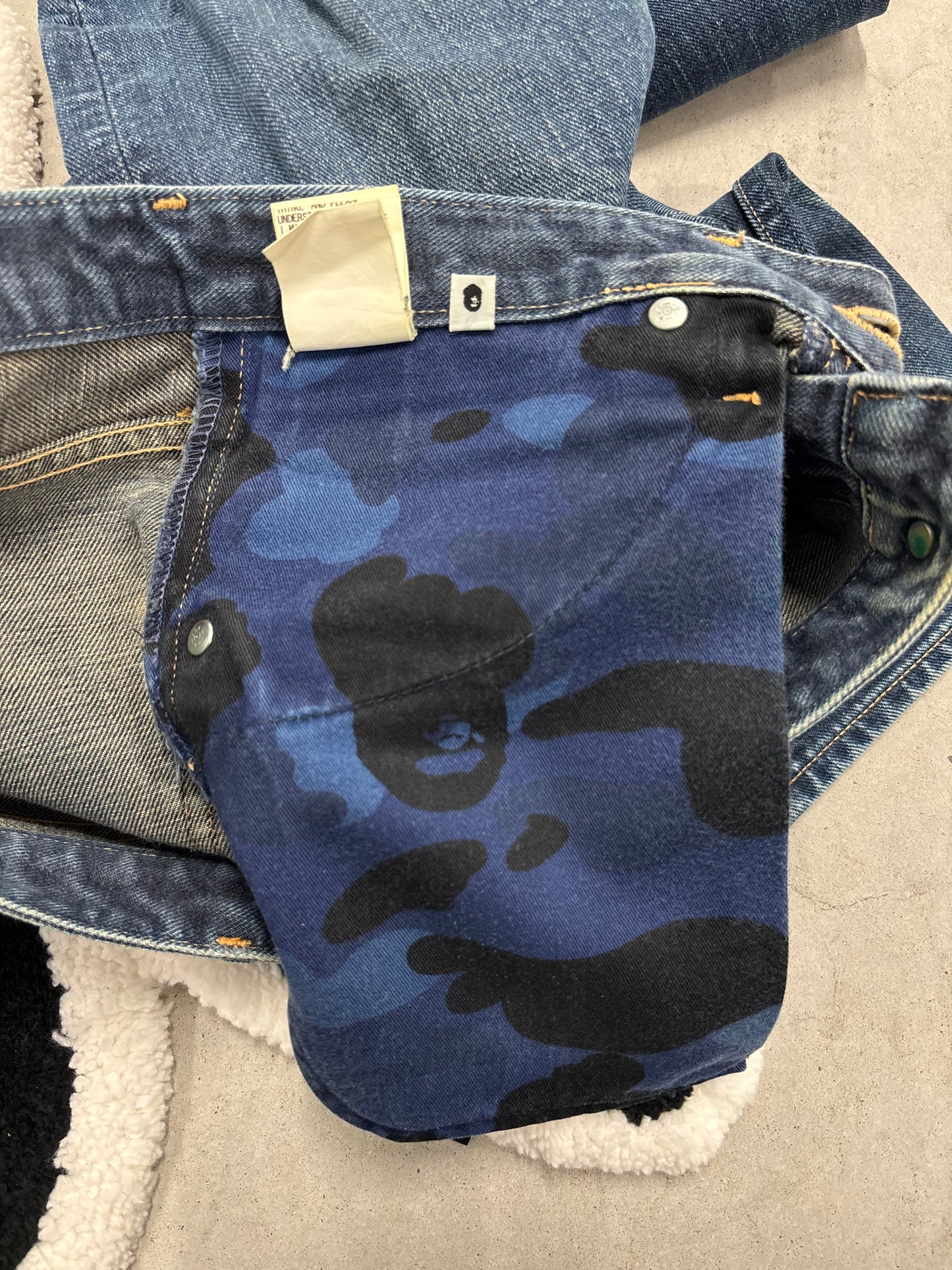 BAPE Ape Head Patch Denim Jeans Blue Sz 32x32