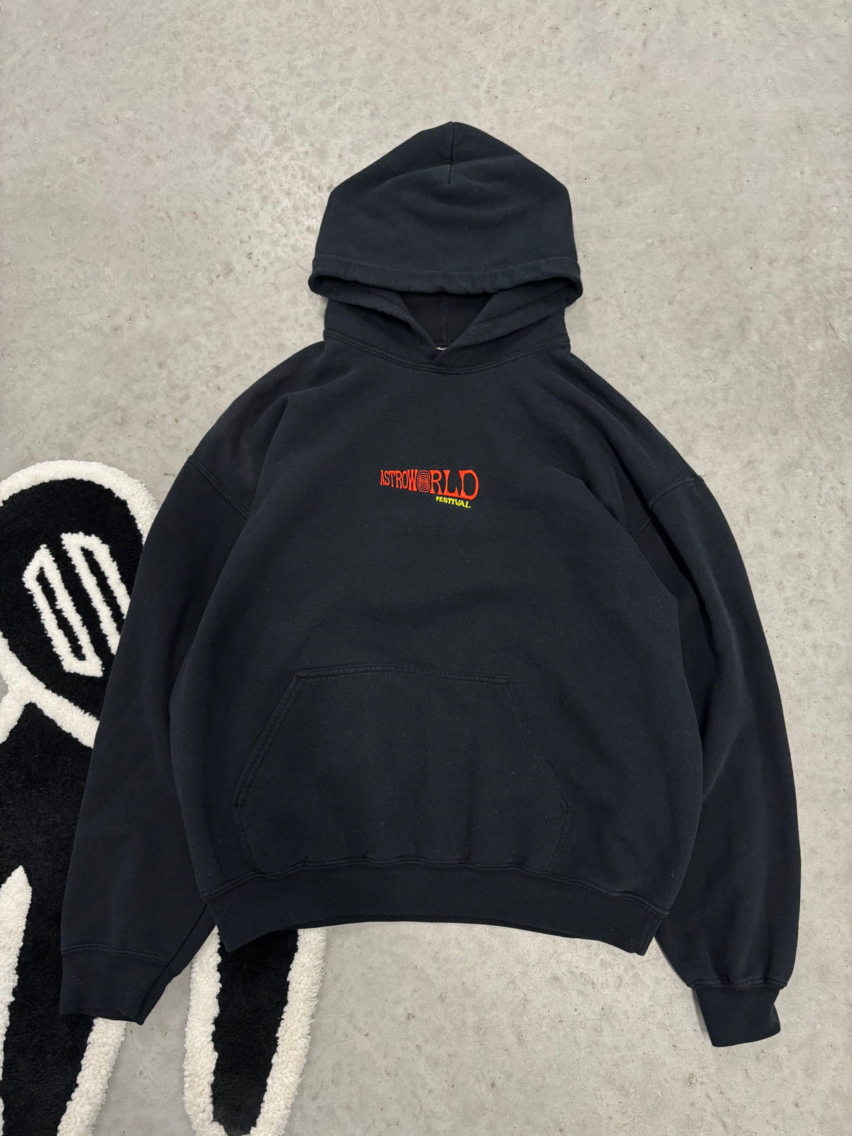 Travis Scott Rodeo Tour Hoodie Sz Medium (Day 17)