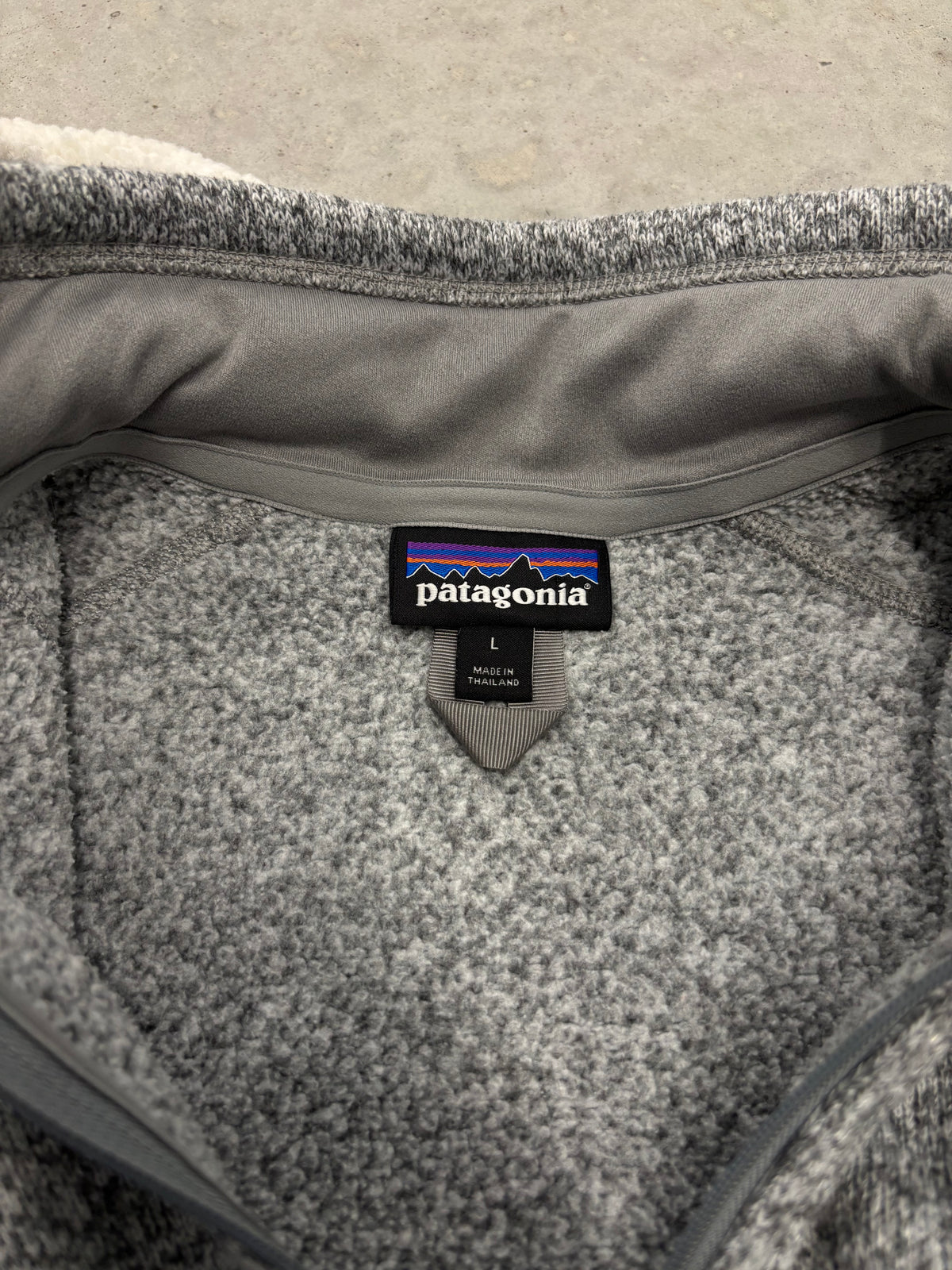 Patagonia Grey Quarter-Zip Fleece Wms Sz Large (Day 17)