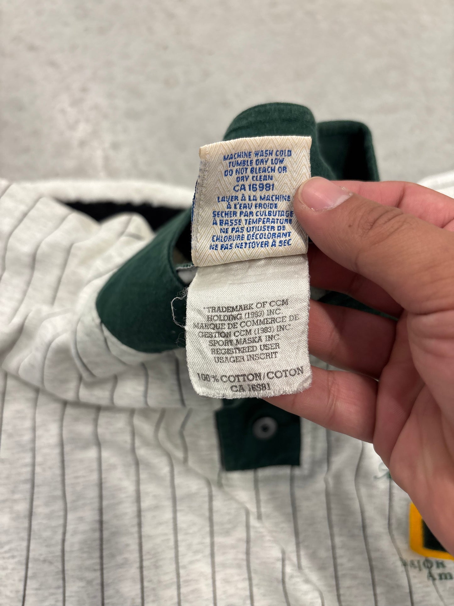 Oakland Athletics CCM Pinstripe Jersey Sz Medium (Day 17)