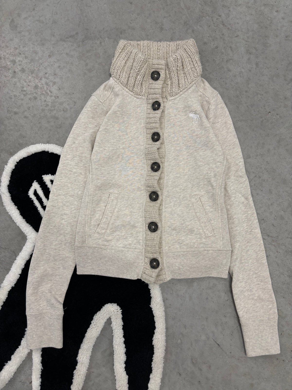 Abercrombie & Fitch Shawl Collar Knit Cardigan Sz Small (Day 23)